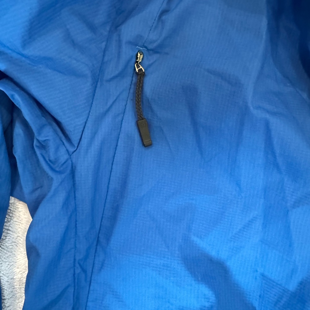 Lightweight Lululemon Wind Jacket - image 2